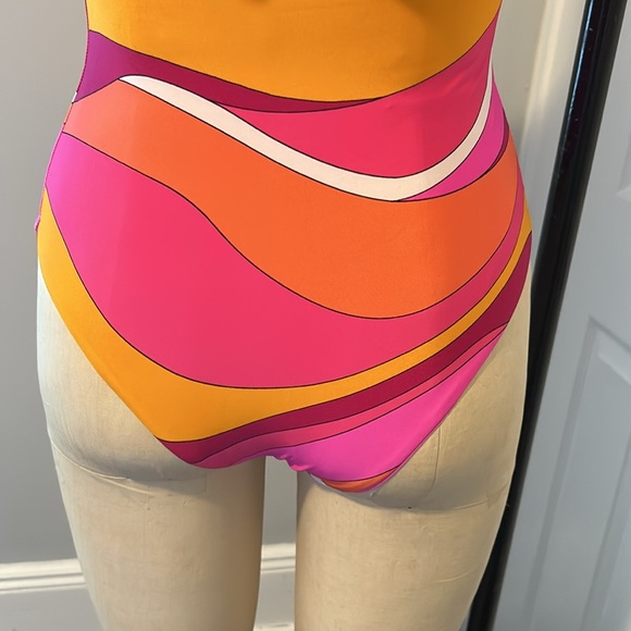 Trina Turk - Picture 8 of 11